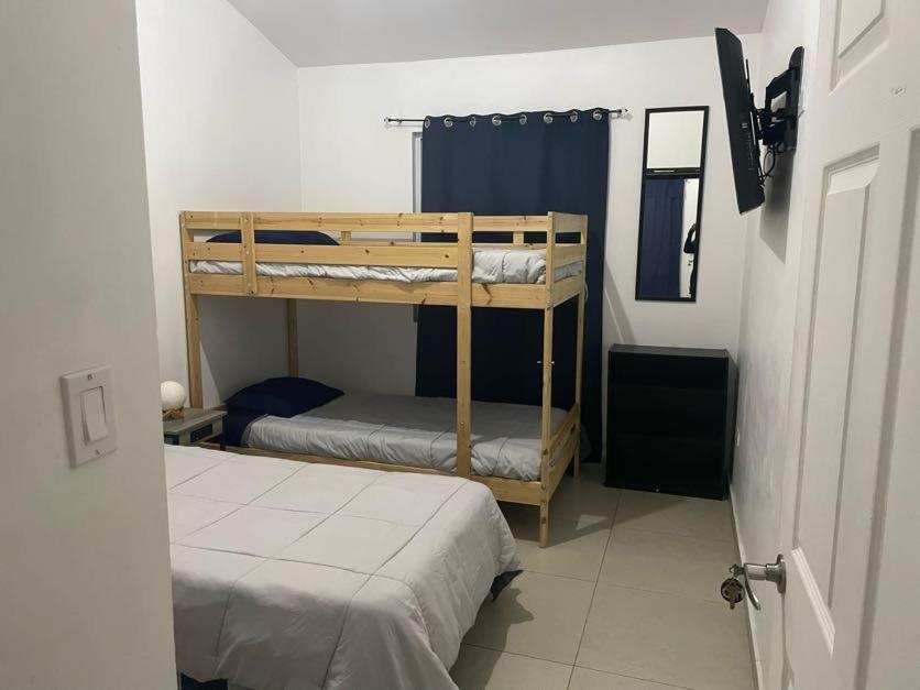 Habitaciones En Casa Casiopea تيجوانا المظهر الخارجي الصورة