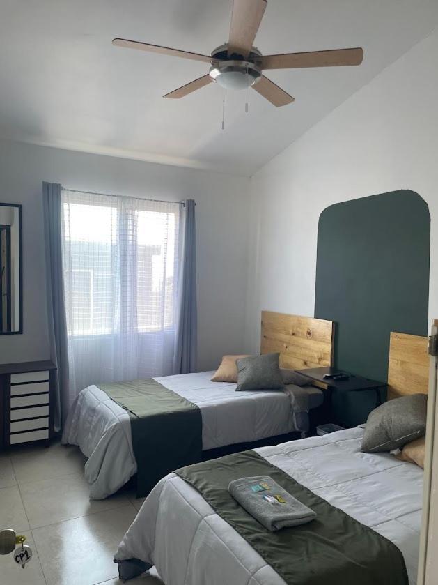 Habitaciones En Casa Casiopea تيجوانا المظهر الخارجي الصورة
